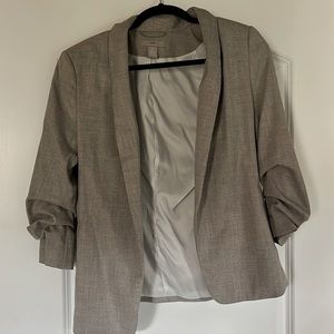 H&M Women’s Blazer Size 8 - Tan